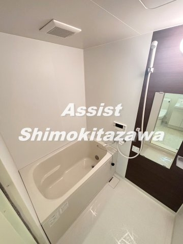 レイナ三宿の浴室