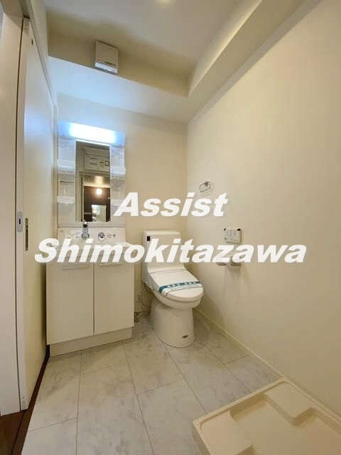 レイナ三宿の洗面所