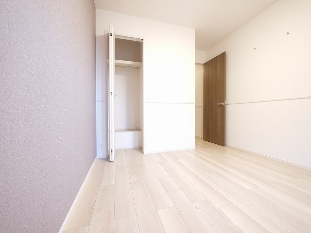 パルクレールの洋室|コンパクトで使いやすい洋室です