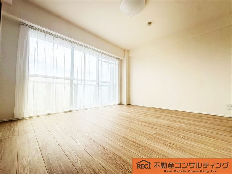 メゾン白鶴の洋室