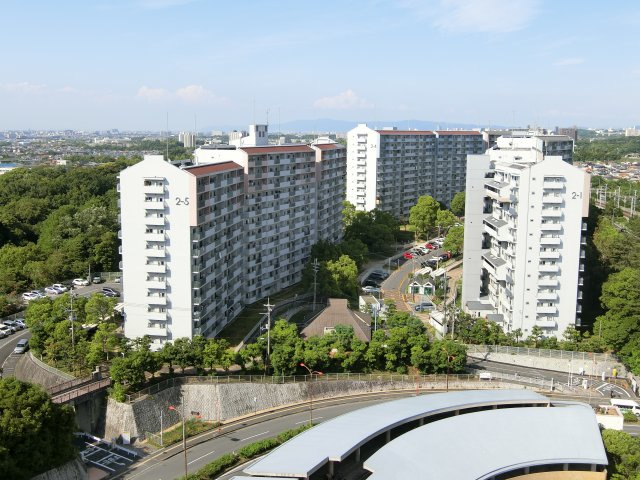 【外観】 | 光明池駅前2-5