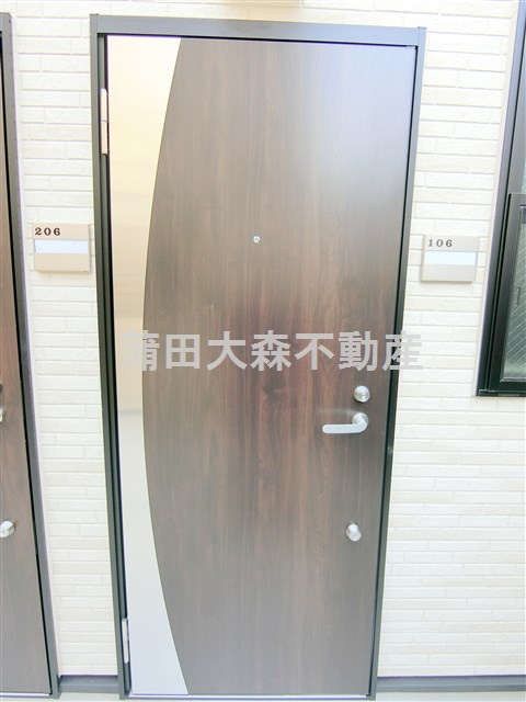 グローリア西蒲田の玄関