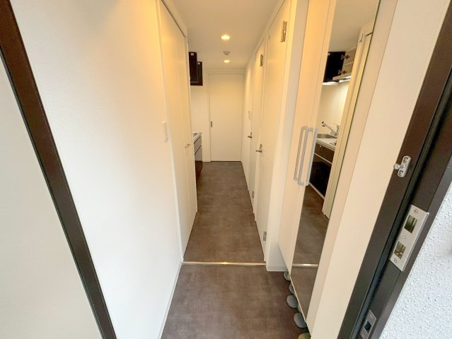 LUORE+新大阪SOUTHの玄関