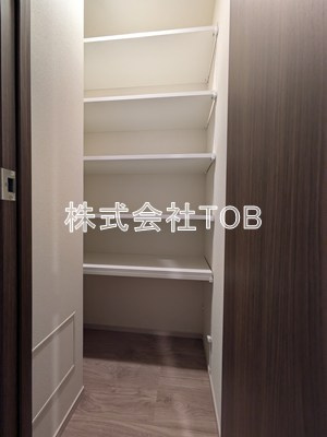 【設備】 | アークマーク千歳船橋 | 廊下収納