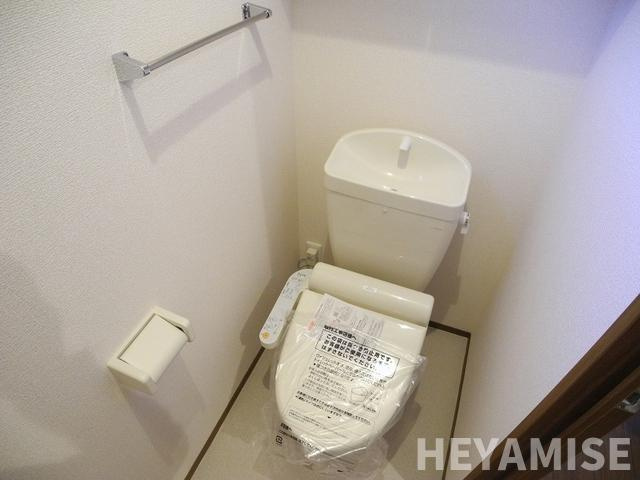 カーサデルソルのトイレ|※同間取りの別の階のお部屋の画像です※