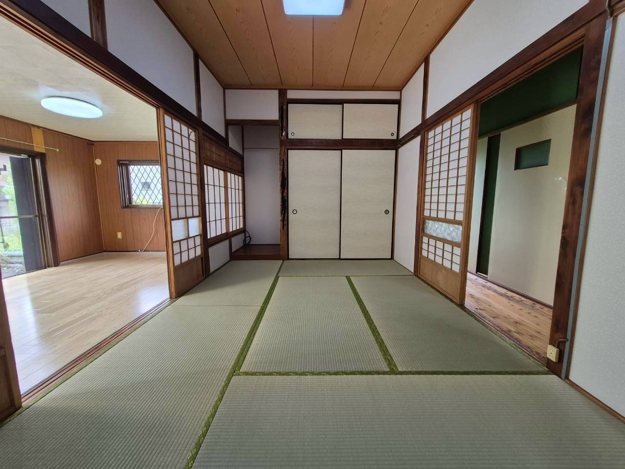 越谷市相模町7丁目　中古戸建の和室