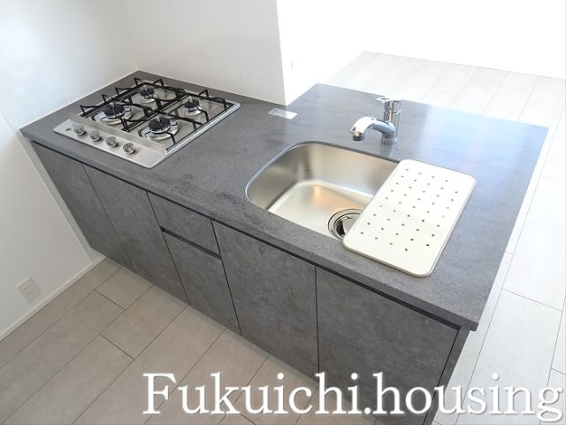 レンブラン赤堤のキッチン