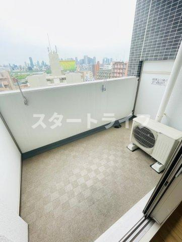 大阪市東淀川区東中島２丁目の賃貸マンションのバルコニー