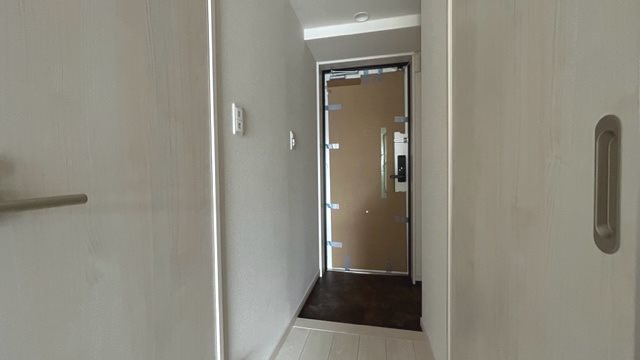【玄関】リーフ宮城野 