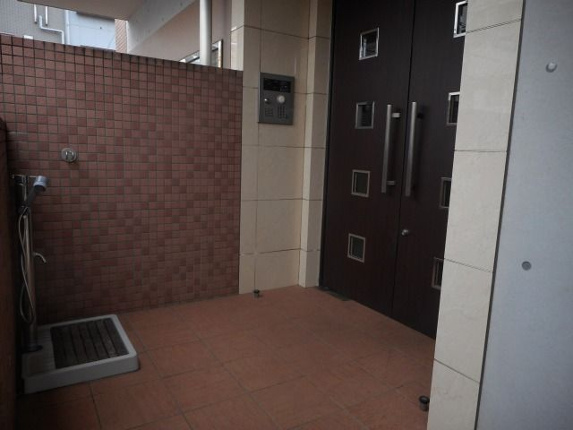Ｍｉｓｍｏ三鷹のエントランス