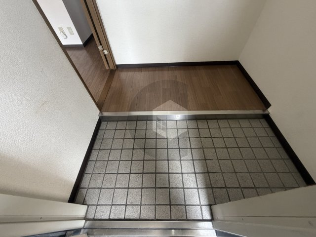 第3清風ハイツの玄関