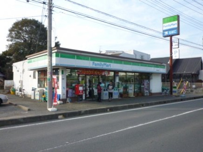 【その他】 | Green　CalmⅥ | ファミリーマート取手駒場店まで765ｍ
