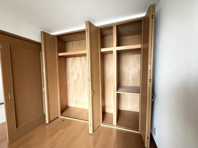 クレスト吉岡の収納