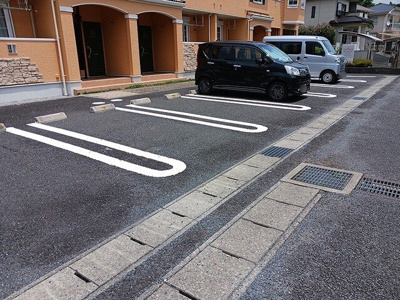 【駐車場】 | サンライトＤ