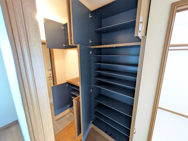 クレスト吉岡の収納