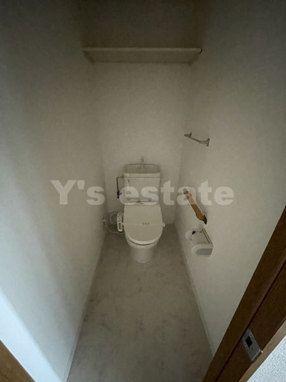 【トイレ】 | サニークレスト平野西脇 | この写真の反転タイプになります。