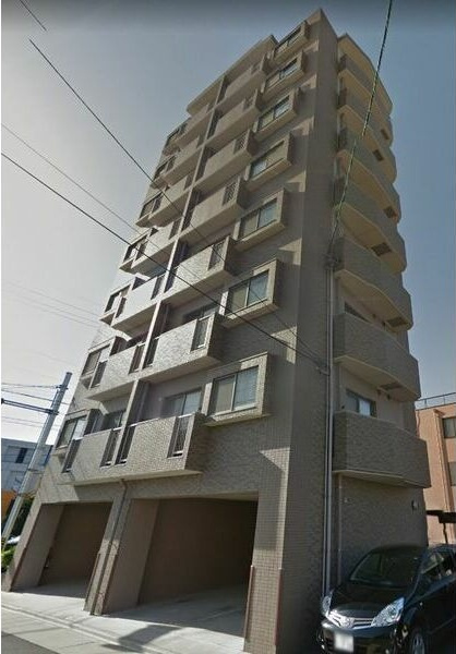 クイーンズ・スクエアの外観