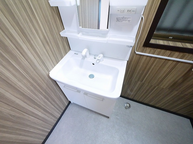 あやめ池南３丁目戸建てのトイレ