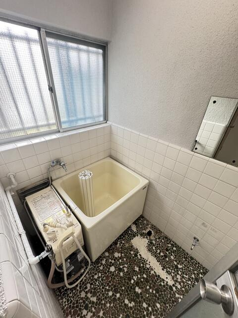 大内荘の浴室