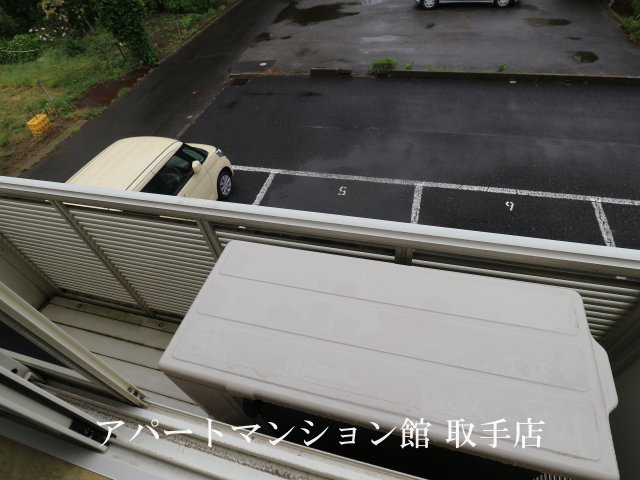 レオパレスカーサ　Ｔのバルコニー
