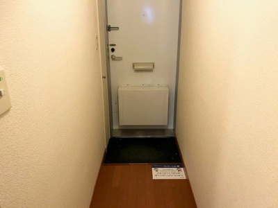 【玄関】 | レオパレスカーサ　Ｔ