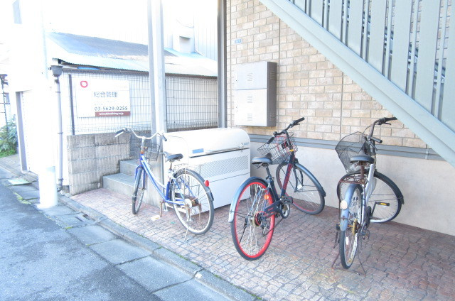 ドルフクレセント　参番館のその他共用部分|敷地内専用駐輪場有ります。