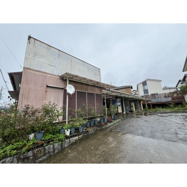竜美台2丁目借家の外観