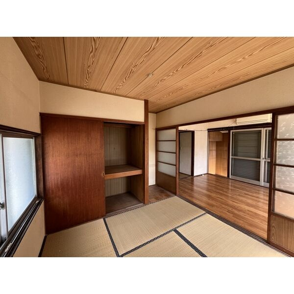 竜美台2丁目借家の収納