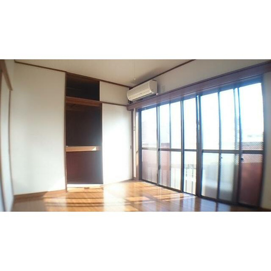 【居間・リビング】 | 陶石ハウス | リビングです　以下別号室参考写真です