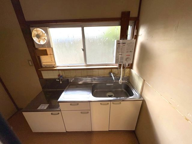 山中田アパートの収納