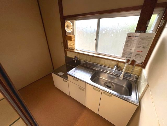 山中田アパートのキッチン