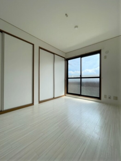 【寝室】クレージュ中村 