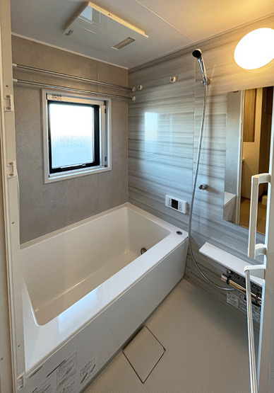 【浴室】 | ラティエラ武蔵小杉 | ※写真は同タイプ住戸です。