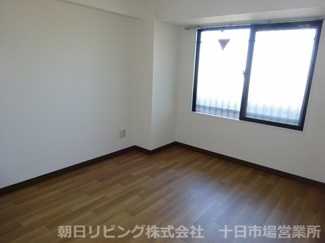 【寝室】 | 洋室約5帖（同間取り違う階のお部屋