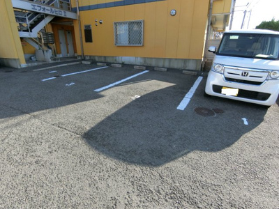 【駐車場】 | エフォールヒロ2