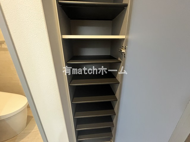 Gracias Maison大和田の収納|(参考)同マンション反転間取り他部屋の写真