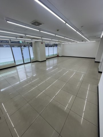 豊中市清風荘１丁目の店舗事務所のロビー