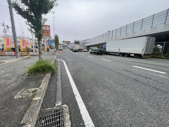 豊中市清風荘１丁目の店舗事務所の駐車場