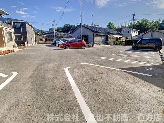 北九州市八幡西区野面１丁目のアパートの駐車場