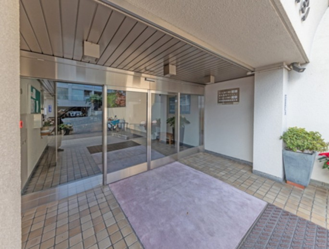 【エントランス】 | 目黒台マンションC