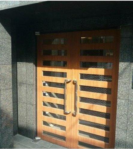 【エントランス】