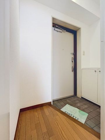 パール上池袋の玄関