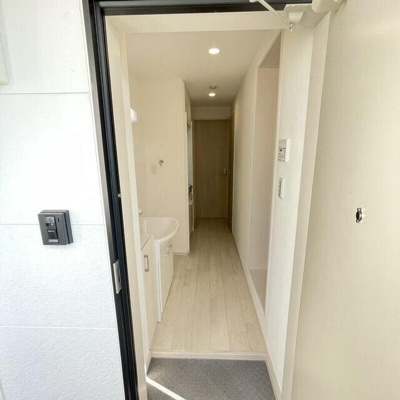 【玄関】 | ＭＥＬＤＩＡ六角橋１丁目 | 別のお部屋の参考写真です