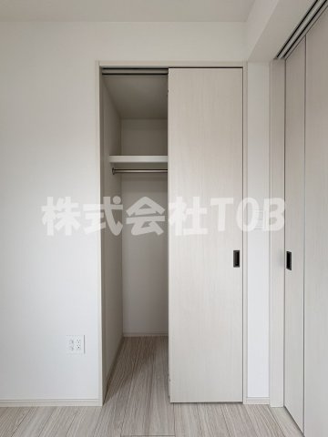 【収納】 | アークマーク千歳船橋 | 洋室5.2帖　収納