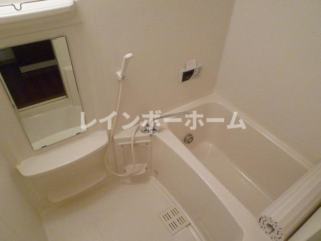 ルミナスハイム920の浴室