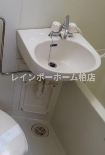 特典：仲介手数料が無料です!!の洗面所|忙しい朝には欠かせない洗面所です