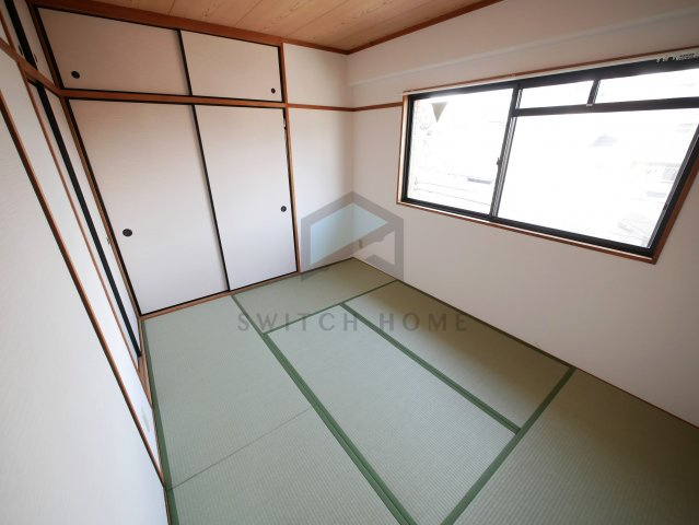【和室】 | ブルースカイ | 落ち着いた雰囲気の和室付きです