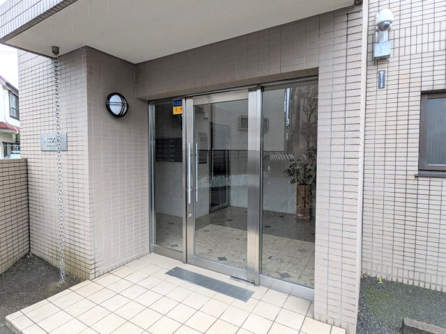 【エントランス】 | アソシエール駒沢