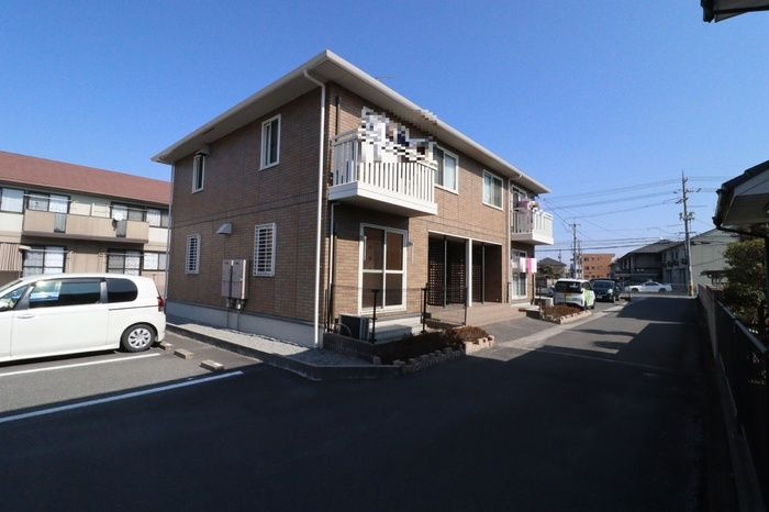 プレザント芳泉　B棟の外観