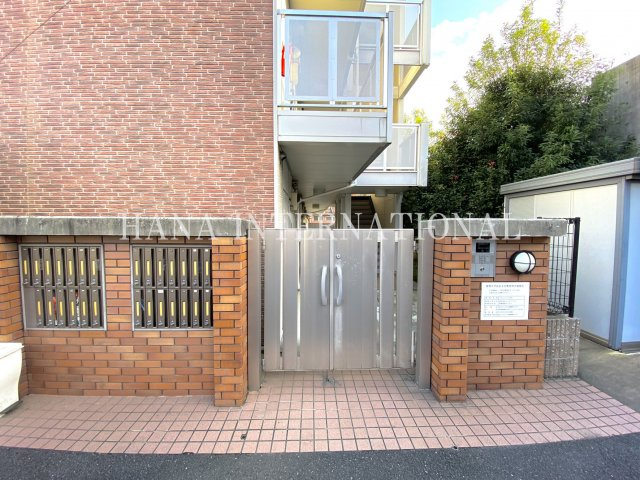グランデール北町のエントランス